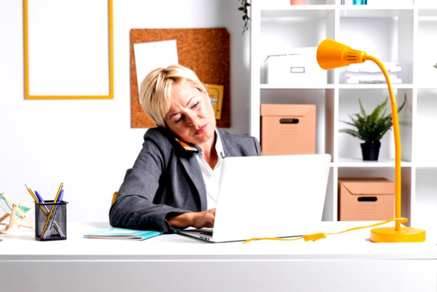 Sessione di coaching aziendale con gruppo di lavoro